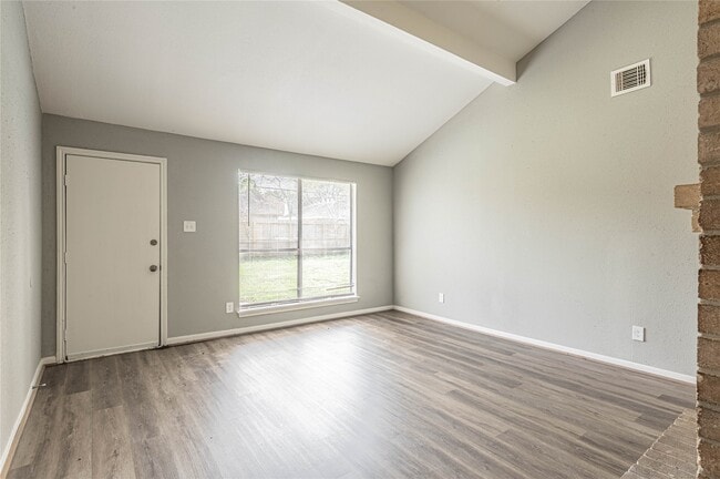 Photo - 9462 Fuqua St