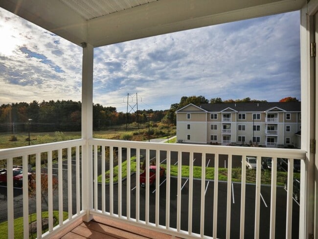 Photo - Longview Place Apartments - Two Bedroom Two Bath with Stackable Washer/Dryer
