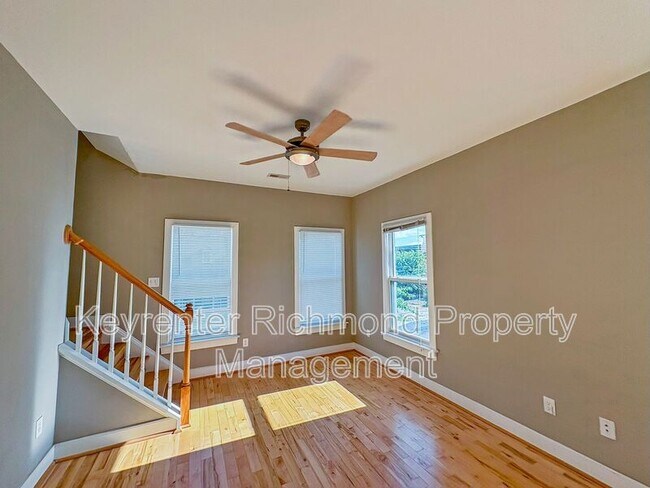 Photo - 1311 Perry St Unit B
