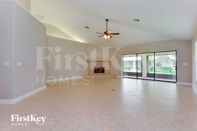 Photo - 1655 James Cir