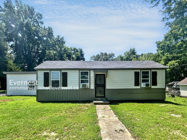 Photo - 2193 Clifton Ave House