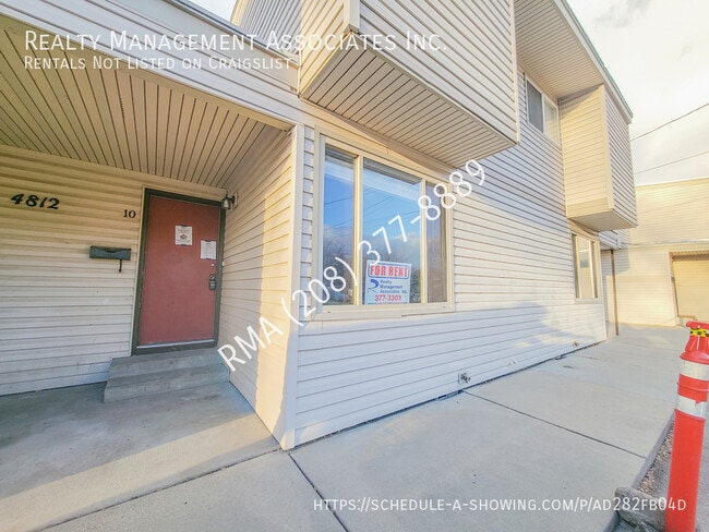 Building Photo - 4812 Richardson St Rental