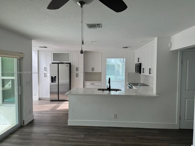 Photo - 10744 Santa Laguna Dr Unit HOUSE