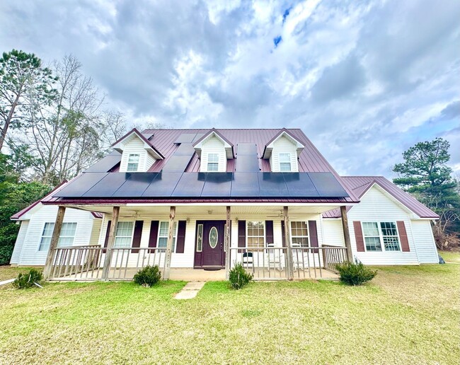 4 BR/2.5 BA Beautiful Home - 4 BR/2.5 BA Beautiful Home