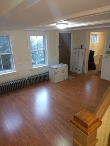 Photo - 496 Route 9W