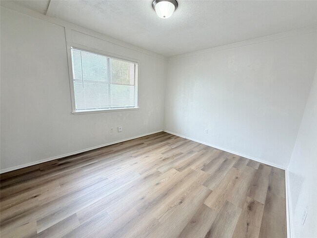 Photo - 11031 Albury Dr