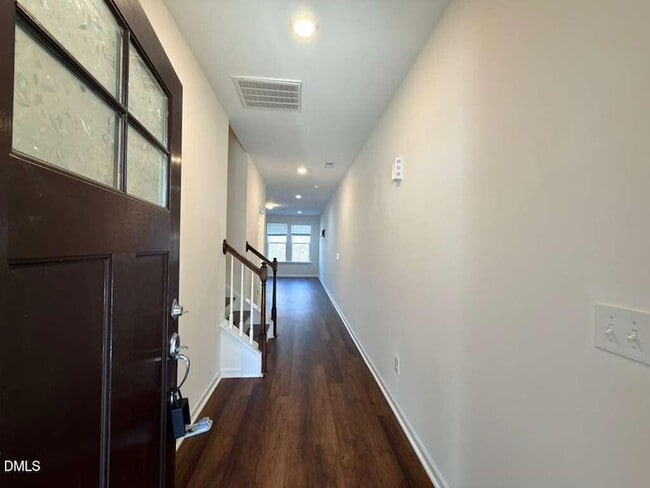 Photo - 2008 Chipley Dr