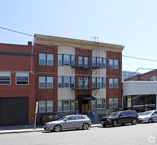 Teasdale Apartments!