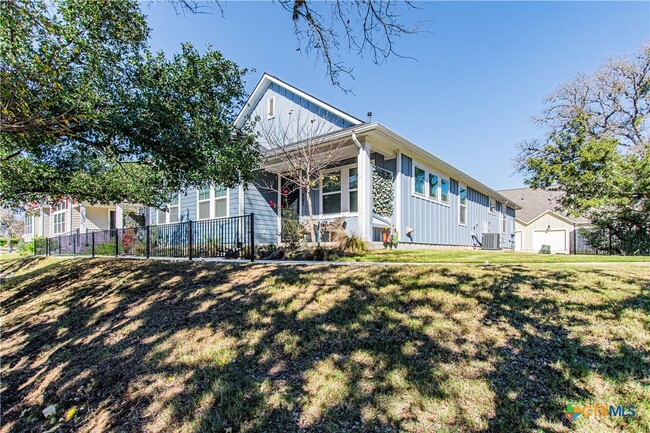 Building Photo - 121 Lafitte Dr Unit 101 Rental