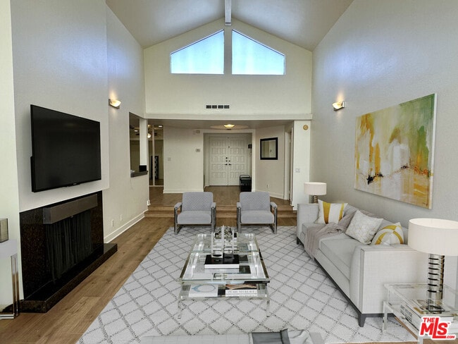Building Photo - 1531 Camden Ave Unit PH3 Rental