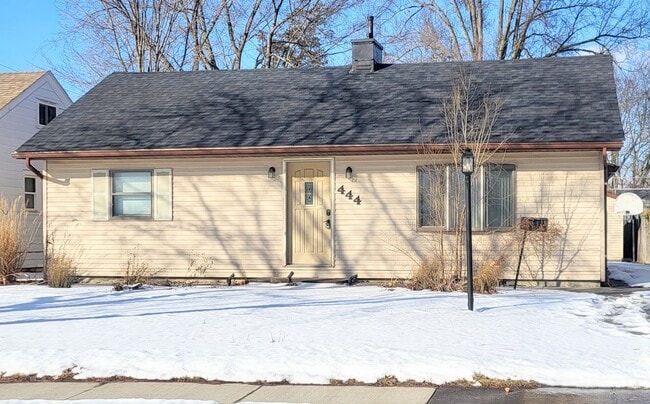 Building Photo - 444 W Fleming Ave