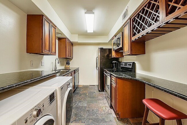Photo - 361 N Post Oak Ln Unidad 241