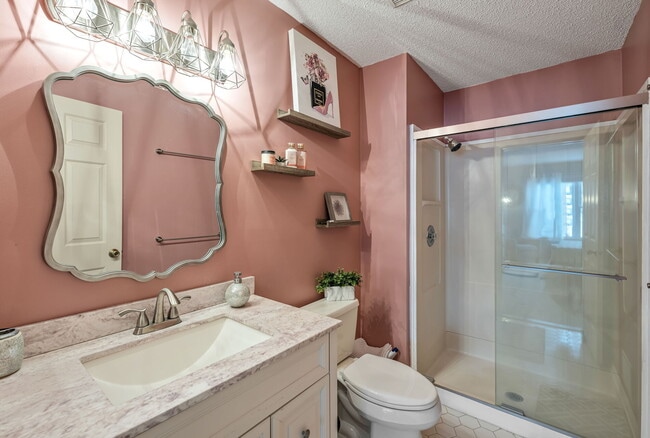 Building Photo - 197 Robertson Way Unit 917