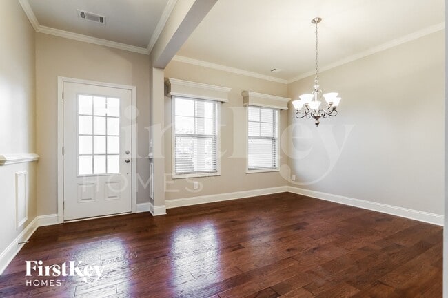 Photo - 4524 Wilshire Ct