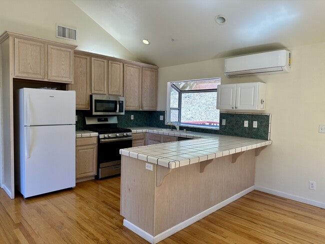 Photo - 25060 Soquel San Jose Rd