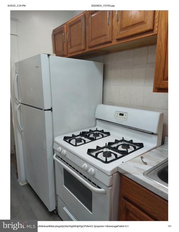 Photo - 1 Madison Ave Unidad B