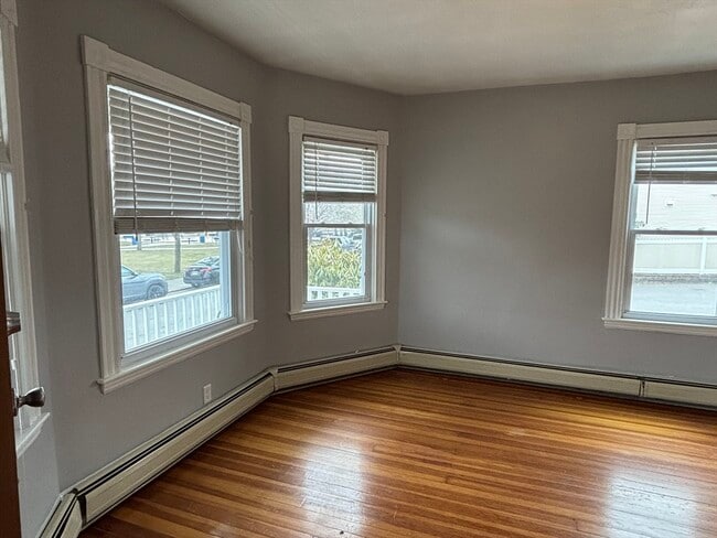 Photo - 179 Tremont St Unidad 1