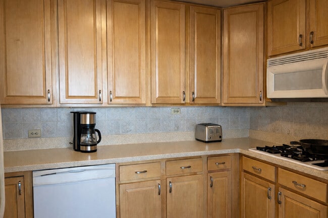 Photo - 400 E Randolph St Unit 1015