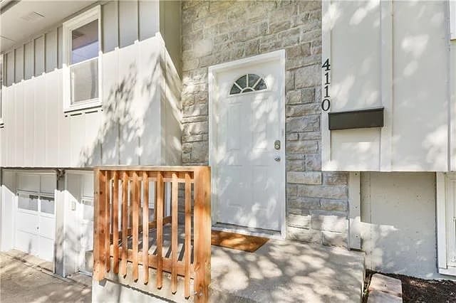 Photo - 4110 W 47th Terrace