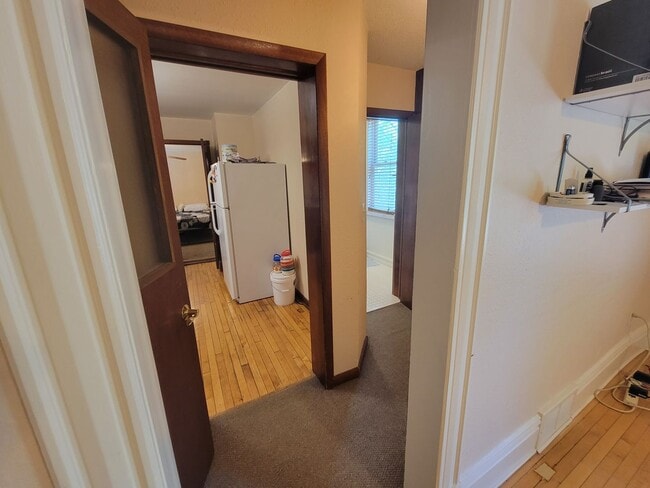 Photo - AVAILABLE JULY - 2 BED 1 BATH Unit #2