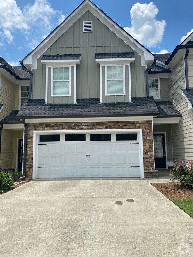 Building Photo - Townhouse in Community of Franklin Grove