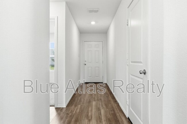 Photo - 510 Olmstead Dr