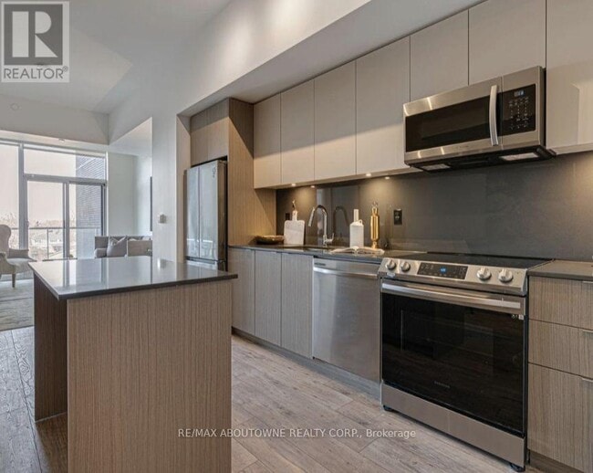 Photo - 125 Bronte Rd Unité A01208