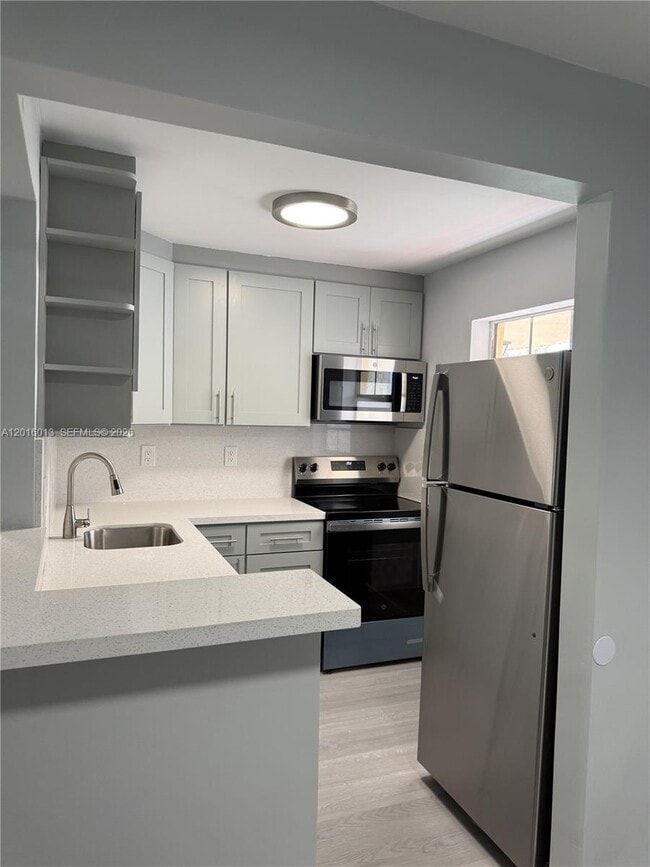 Building Photo - 8500 SW 109th Ave Unit 6-203