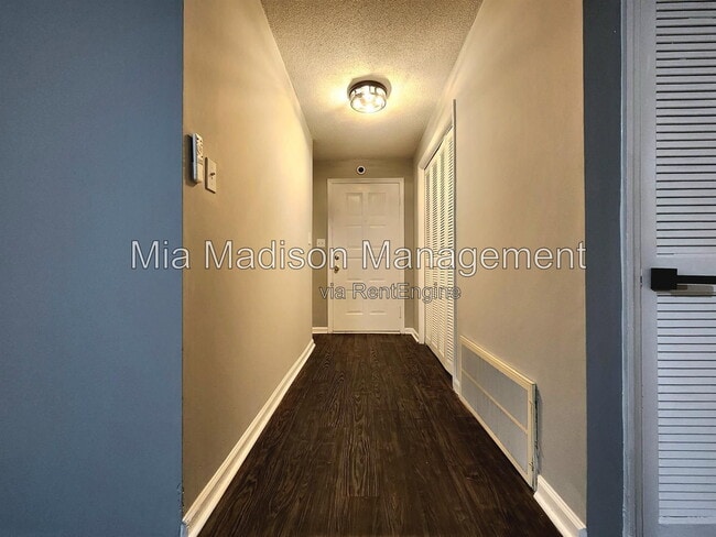 Photo - 1531 Marcy Cir
