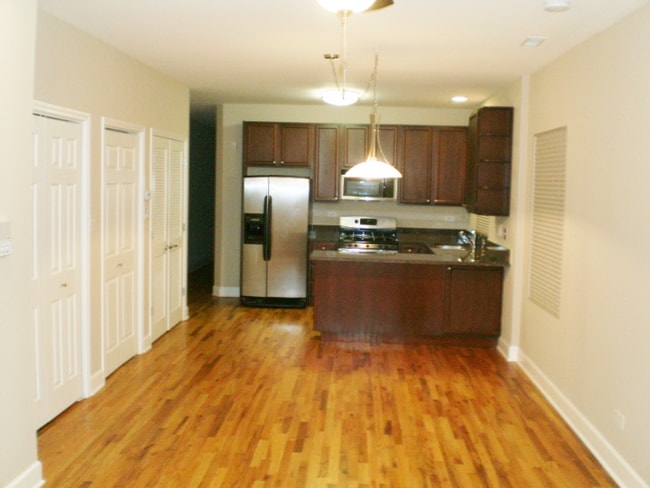 Photo - 6922 S Cregier Ave Unidad 3S