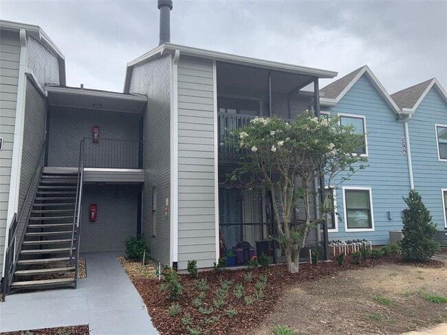 Building Photo - 3756 Idlebrook Cir Unit 204