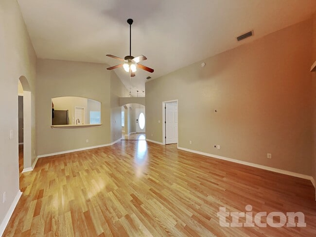 Photo - 3111 Buckeye Point Dr