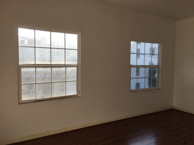 Photo - 631 Coronado Ter