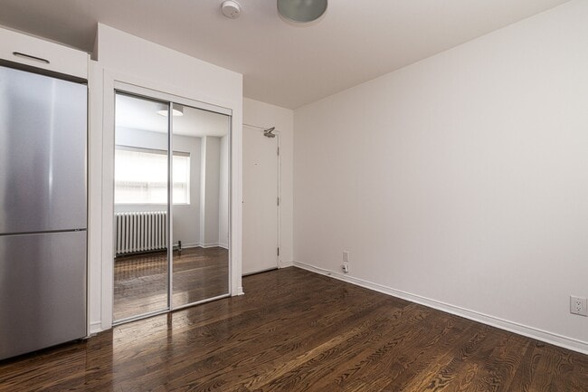 54 Maitland St Unit 407