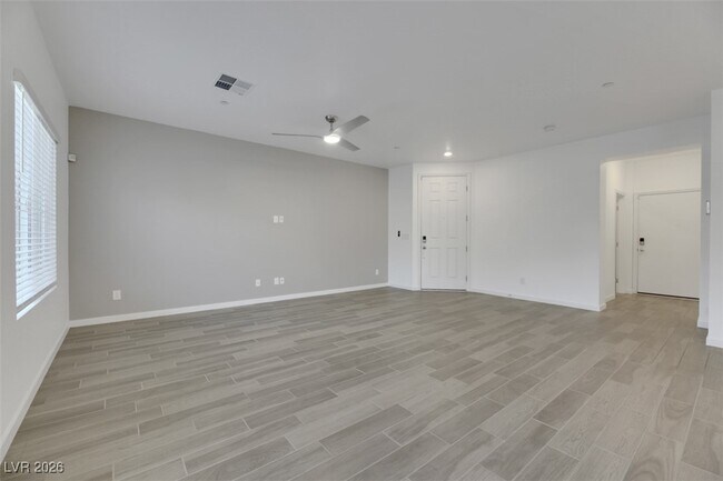 Photo - 274 Luna Valley Wy