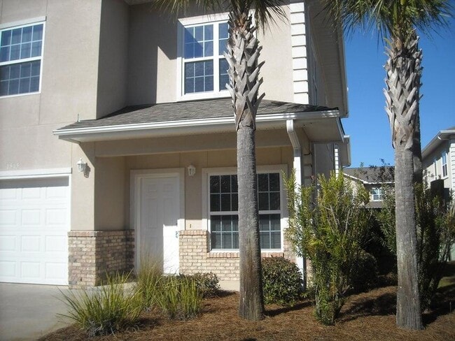 Photo - 1545 Bentley Cir