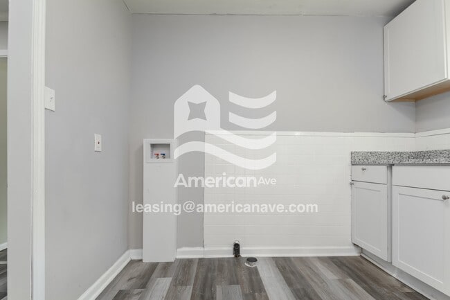 Photo - 1608 North St