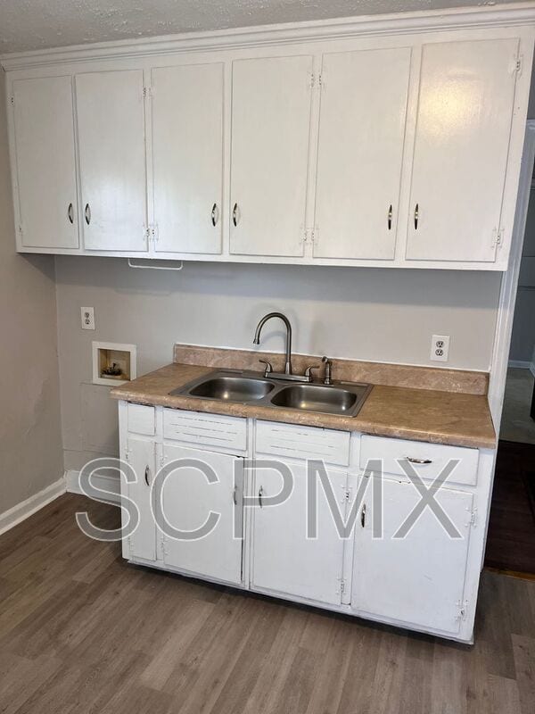 Photo - 2428 Crestview Dr