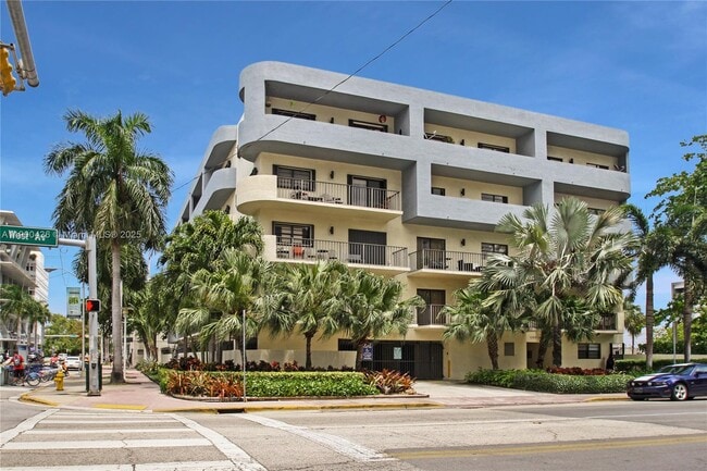 Photo - 1250 Lincoln Rd Unidad 210