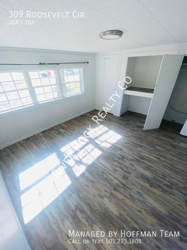 Photo - 309 Roosevelt Cir Casa