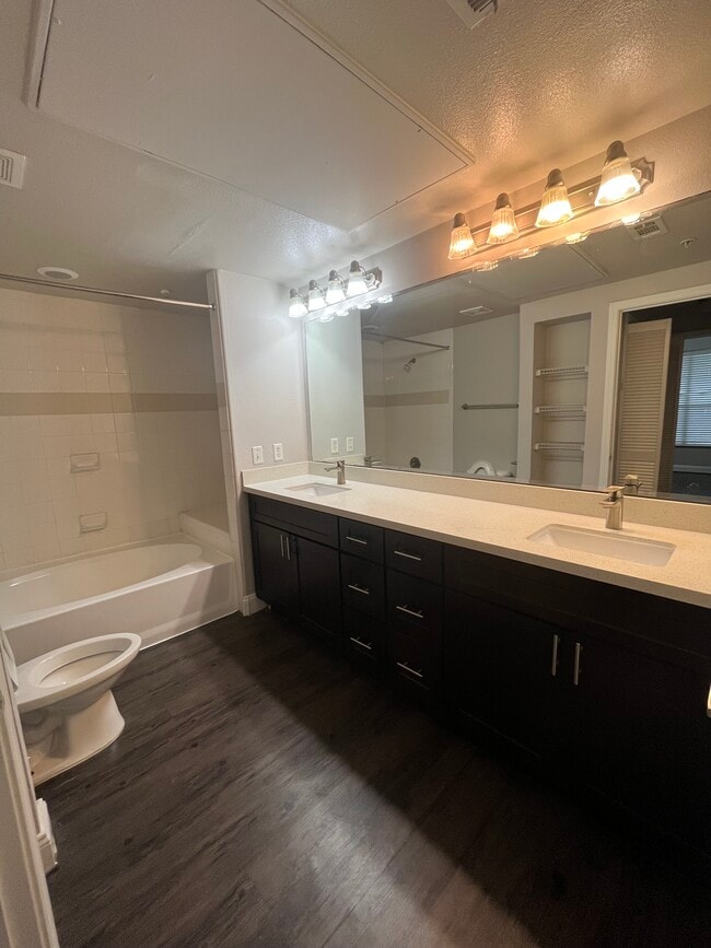 Photo - Retreat at Lakeside