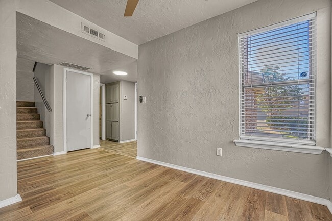 Photo - $899 Move In Special - Spacious 3-bedroom townhome for rent! Unit 4021-B