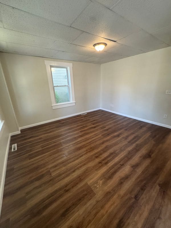 64 New Bridge St Unit 1