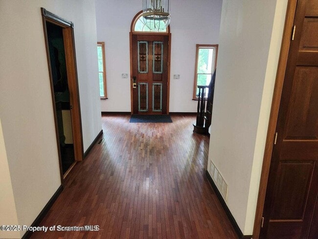 Photo - 29 Hirshorn Dr