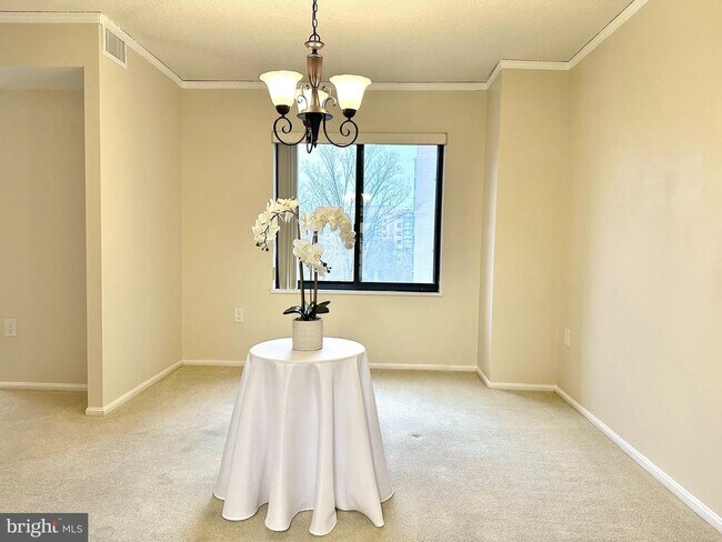 Photo - 3310 N Leisure World Blvd Unidad 6-629