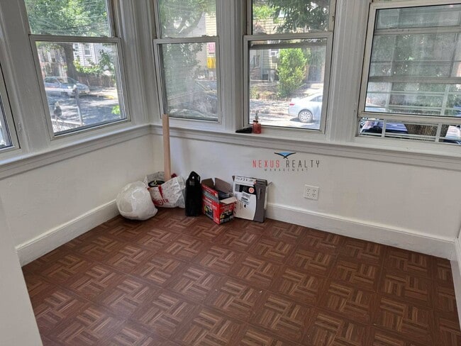 Photo - 90-58 51st Ave
