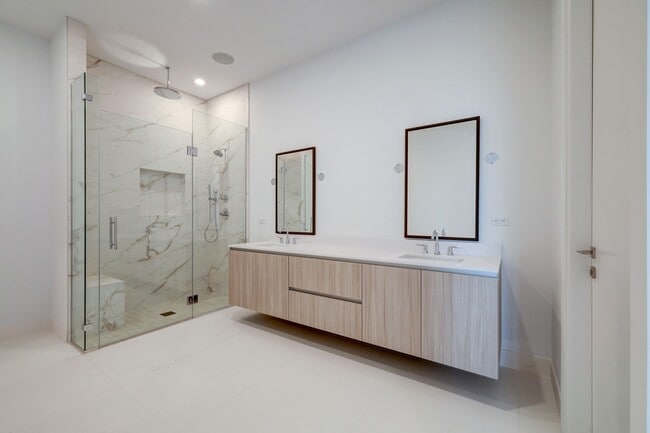Photo - 1711 Allen Pkwy Unit 2106