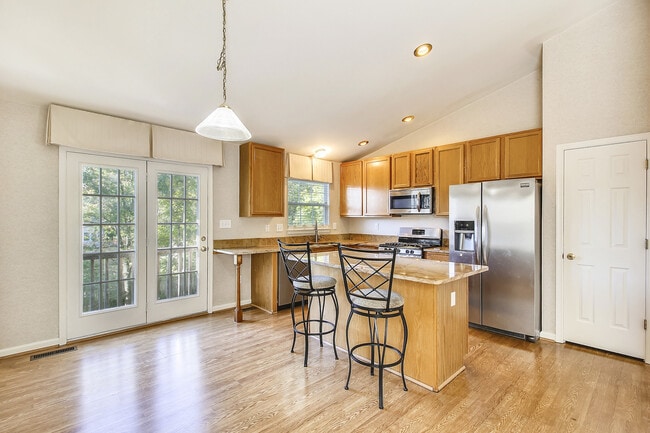 Photo - FENCED IN YARD!!!  Beautiful 4/3 UPDATED SF Home in Gaithersburg