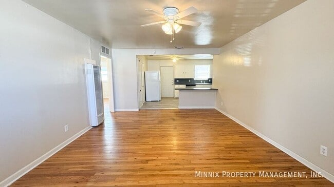 Photo - 2115 S Loop 289
