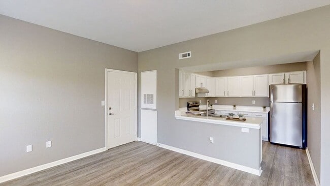 Harbin Pointe Apartment Homes